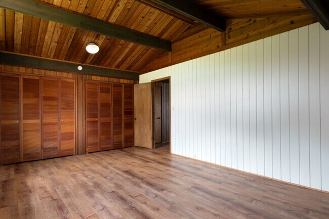 Building Photo - 64-660-660 Puu Olu Pl