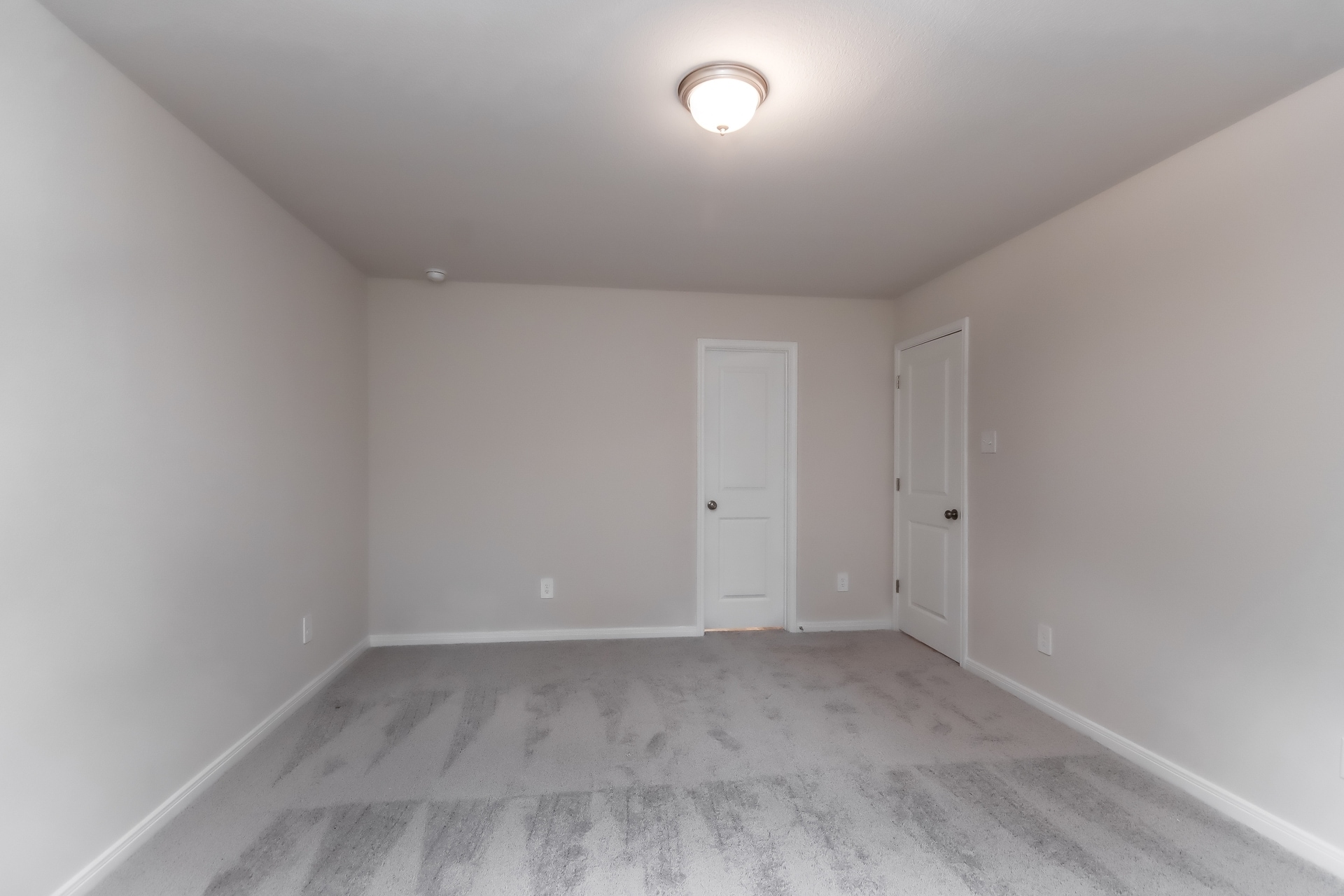 Building Photo - 15580 Briar Forest Dr