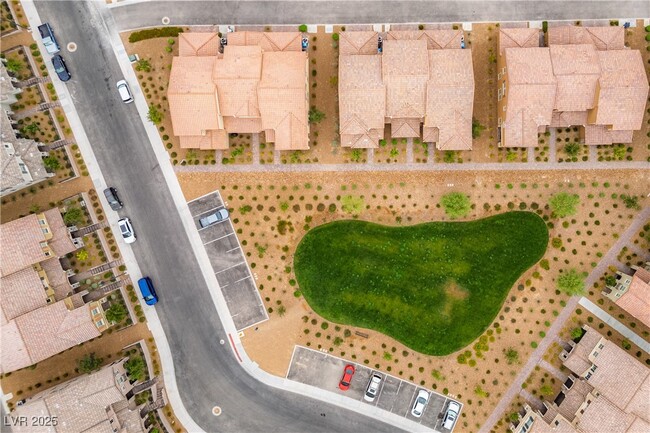 Building Photo - 2454 Bagnara Pl