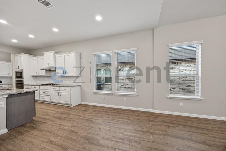 Building Photo - 14350 Gold Rush Pass