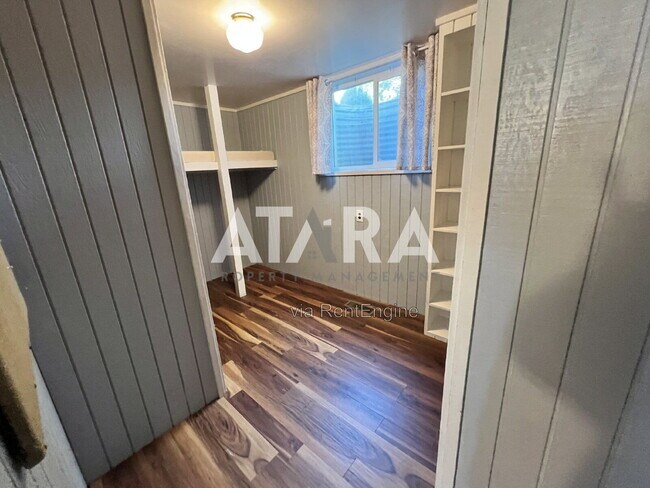 Building Photo - 270 2020 N