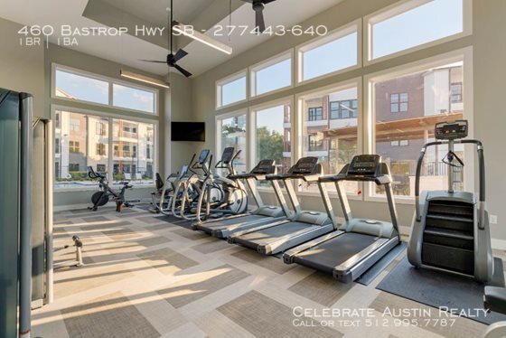 Building Photo - Brand New East VUE Ranch