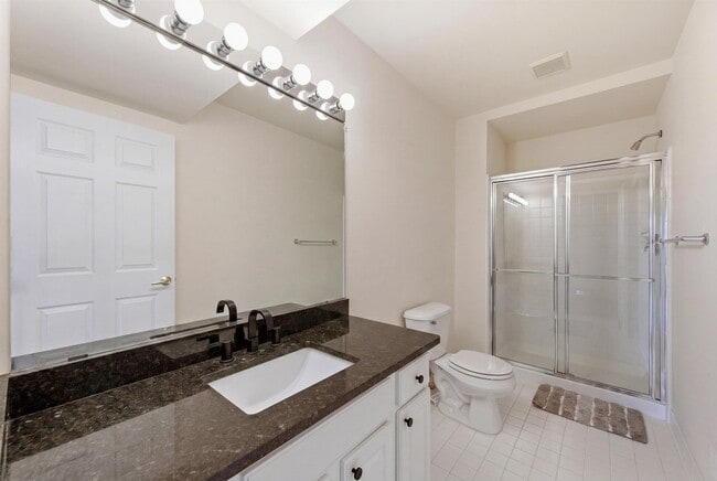Building Photo - 2243 Sun Valley Dr