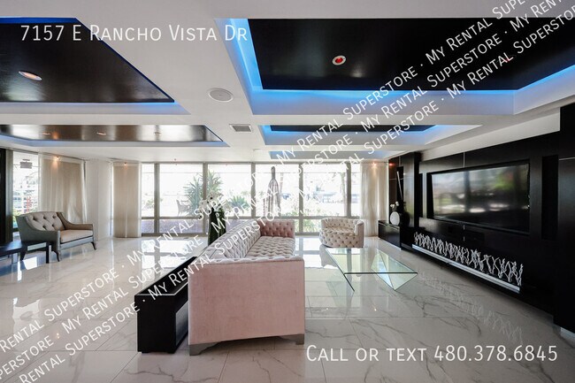 Building Photo - 7157 E Rancho Vista Dr