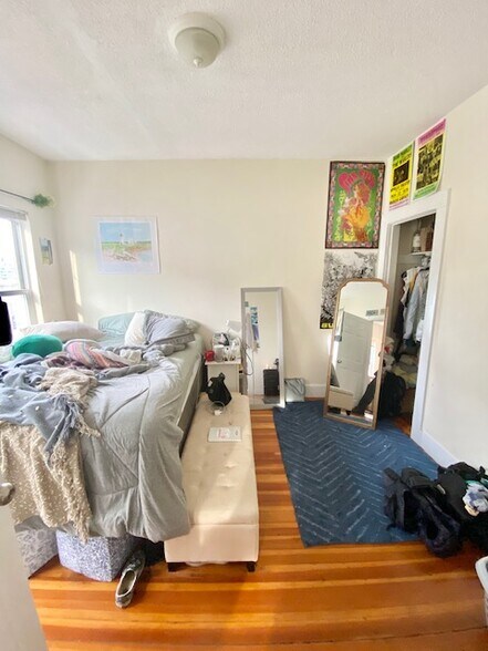 Building Photo - 34 Darling St