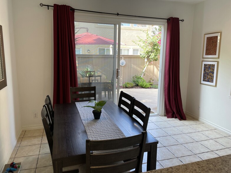 Building Photo - 21 Bradford