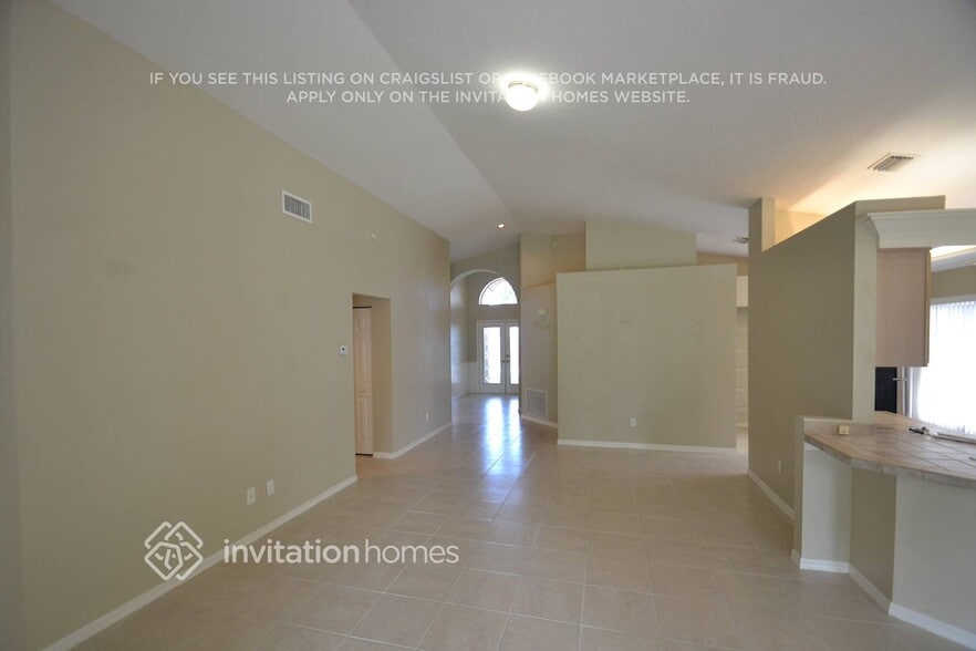 Building Photo - 1654 Wakefield Dr