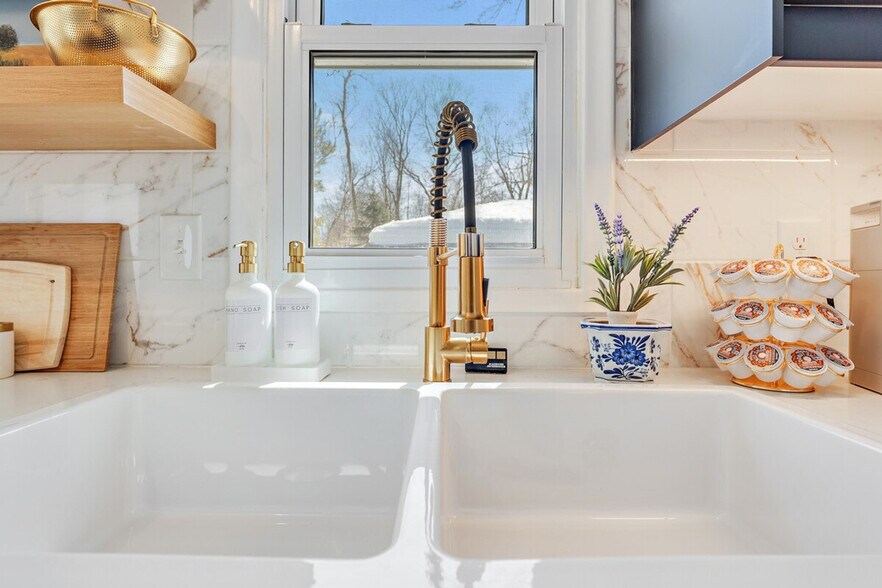 Building Photo - 17035 9th Ave N