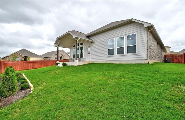 Building Photo - 1165 Leadtree Loop