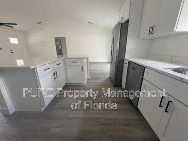 Building Photo - 5787 NW 62nd Ave
