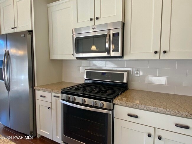 Building Photo - 1553 Range View Cir