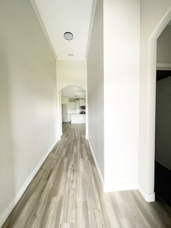 Building Photo - New Construction Home Move in Ready!