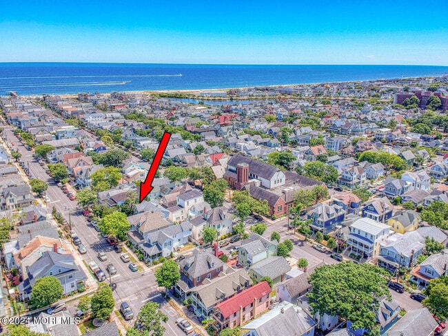 Building Photo - 94 Embury Ave