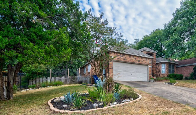 Building Photo - 10904 Grapevine Ln