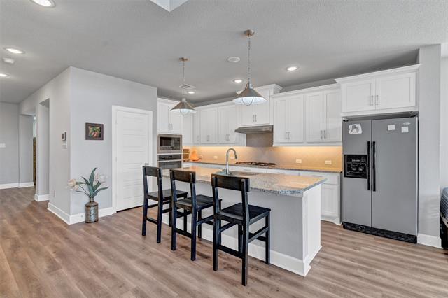 Building Photo - 7500 Foxgrass Pl