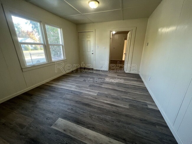 Building Photo - 1919 H St