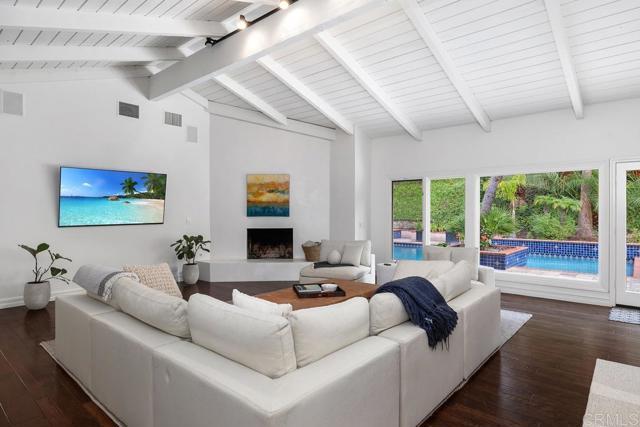 Building Photo - 4715 La Noria