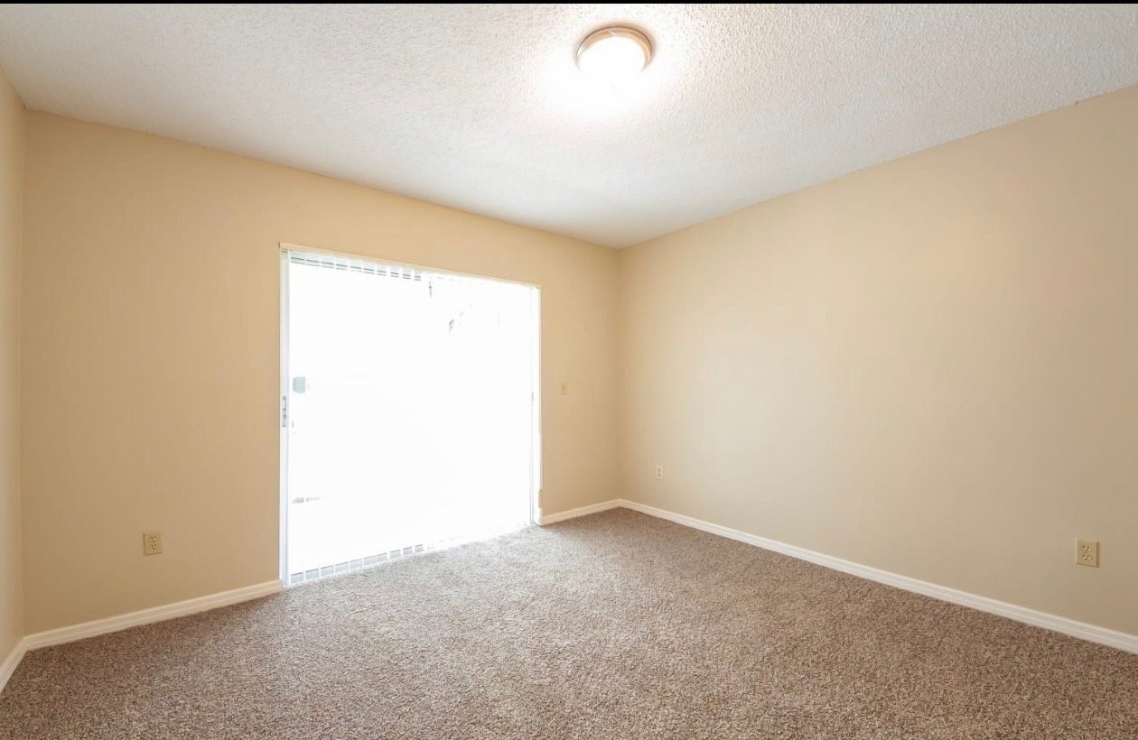 Building Photo - 4447 Windsmere Blvd
