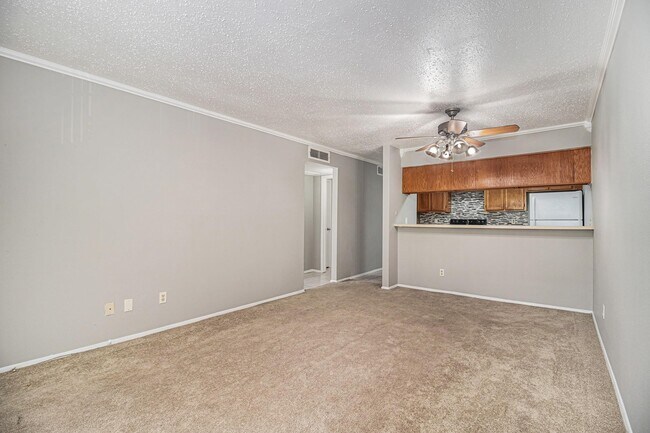 Building Photo - 7313 Gulf Fwy