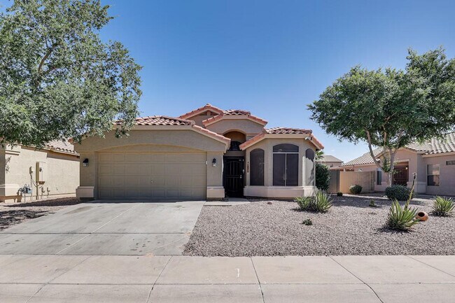 Building Photo - 43854 W Cahill Dr