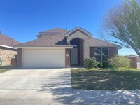 Building Photo - Large Family Home