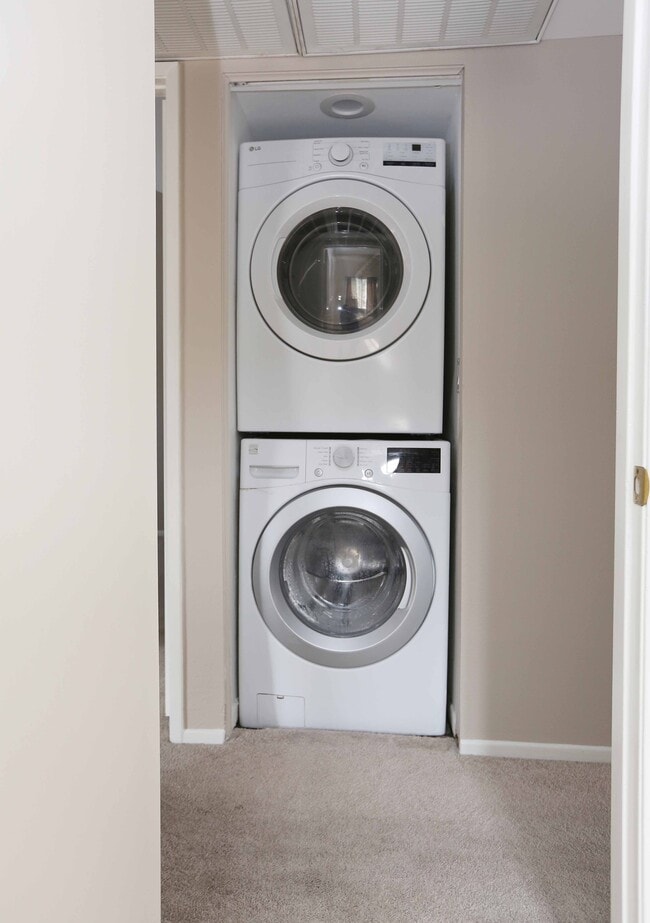 Building Photo - 19808 Sandpiper Pl