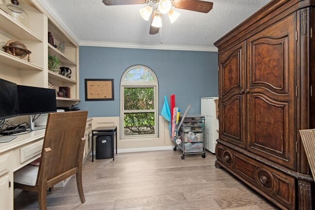 Building Photo - 16130 Hexham Dr