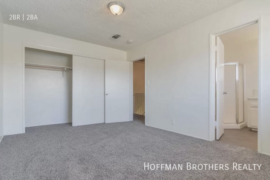 Building Photo - 3600 Dana St