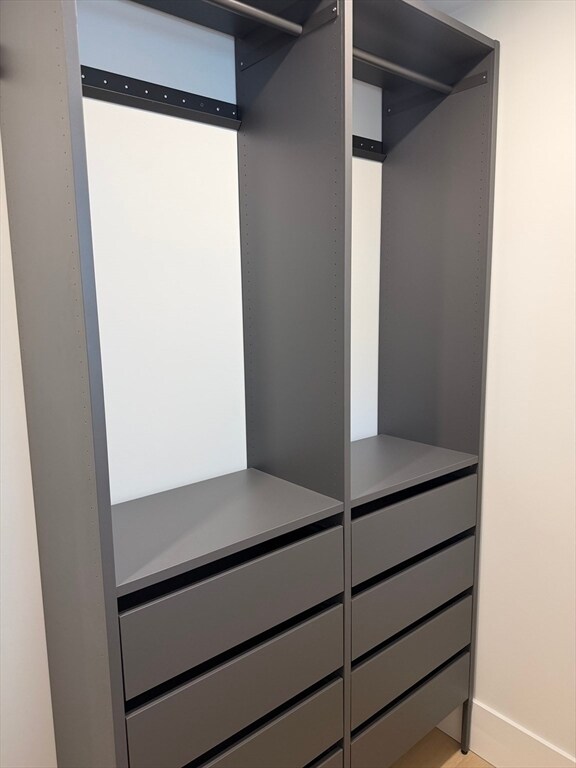 Building Photo - 7 Bennett St