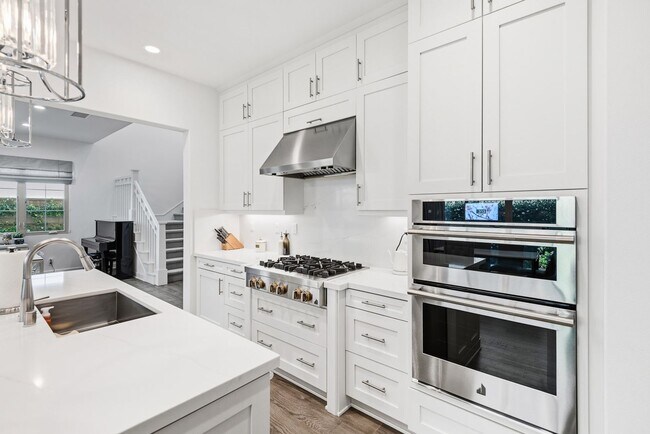 Building Photo - Guard-Gated Orchard Hills Home in The Groves | 4 Bed + Loft + Private Suite