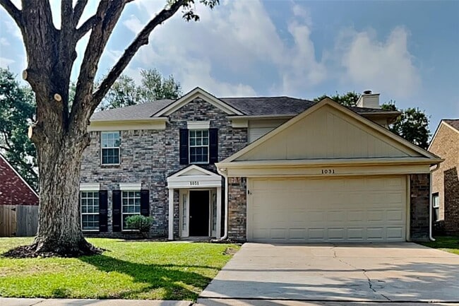Primary Photo - 1031 Cascade Creek Dr