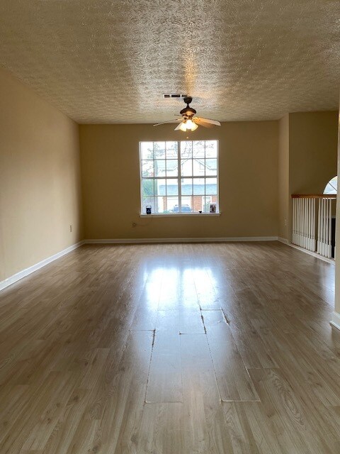 Building Photo - 5490 Panola Downs Rd
