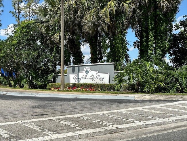 Building Photo - 2533 Grassy Point Dr