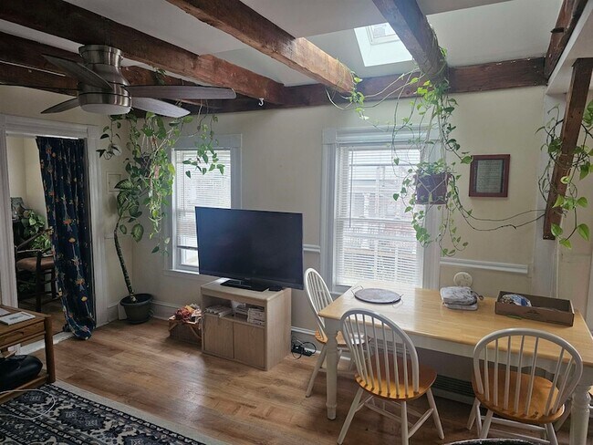 Building Photo - 48 Fourth Street Unit 4