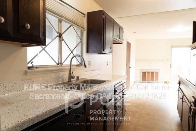 Building Photo - 9152 Cecile Way