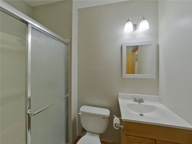 Building Photo - 8970 Windsor Cir