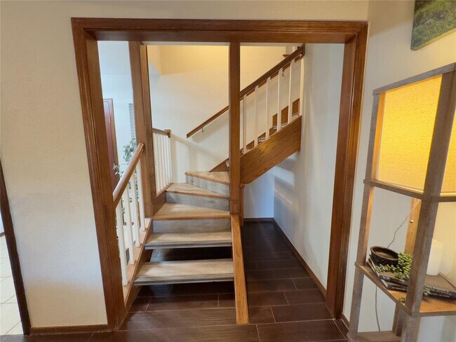Building Photo - 408 Little Chisholm Cir