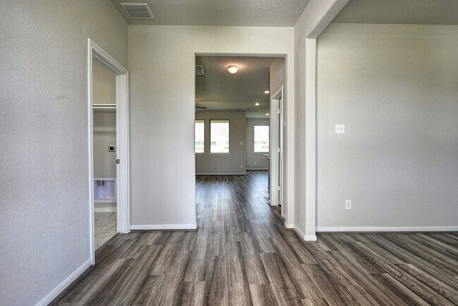 Building Photo - Blue Abbot Drive, Fresno, TX 77545 - 4 BR 2.5 BA single-family home