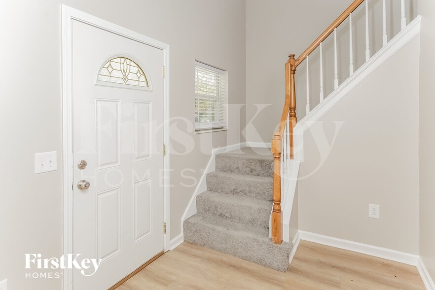 Building Photo - 5046 Bird Branch Dr