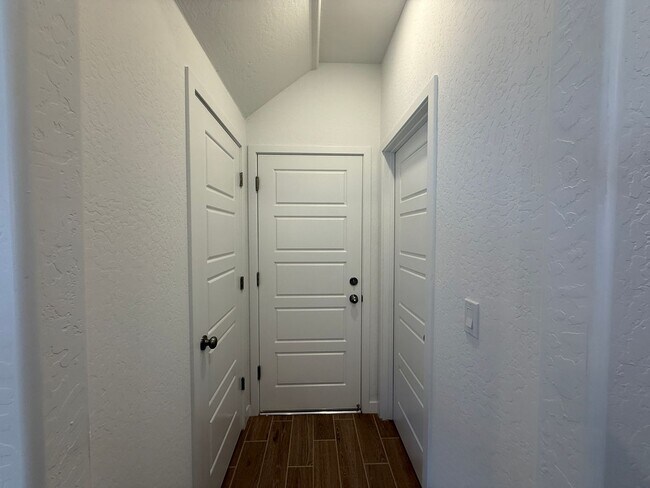 Building Photo - Brand new stunning 4-bedroom, 2.5-bathroom...
