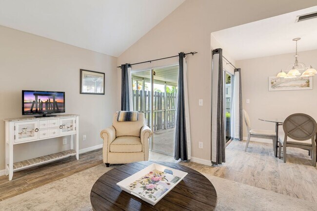 Building Photo - 6226 Timberwood Cir