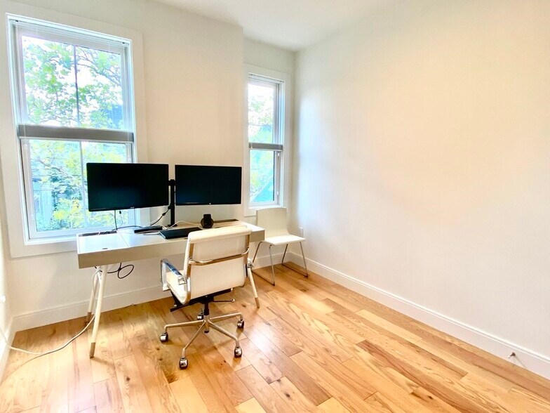 Building Photo - 87 Jaques St