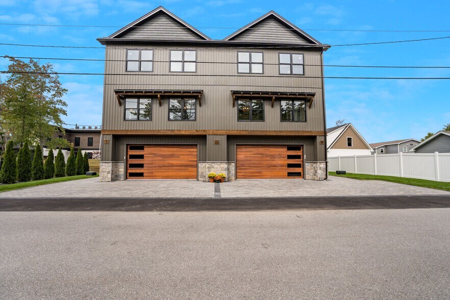 Building Photo - 70 Sunset Dr