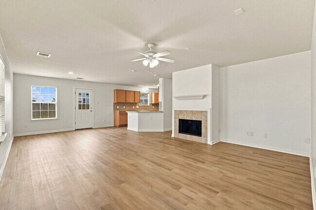 Building Photo - 2703 Skyview Glen Ct