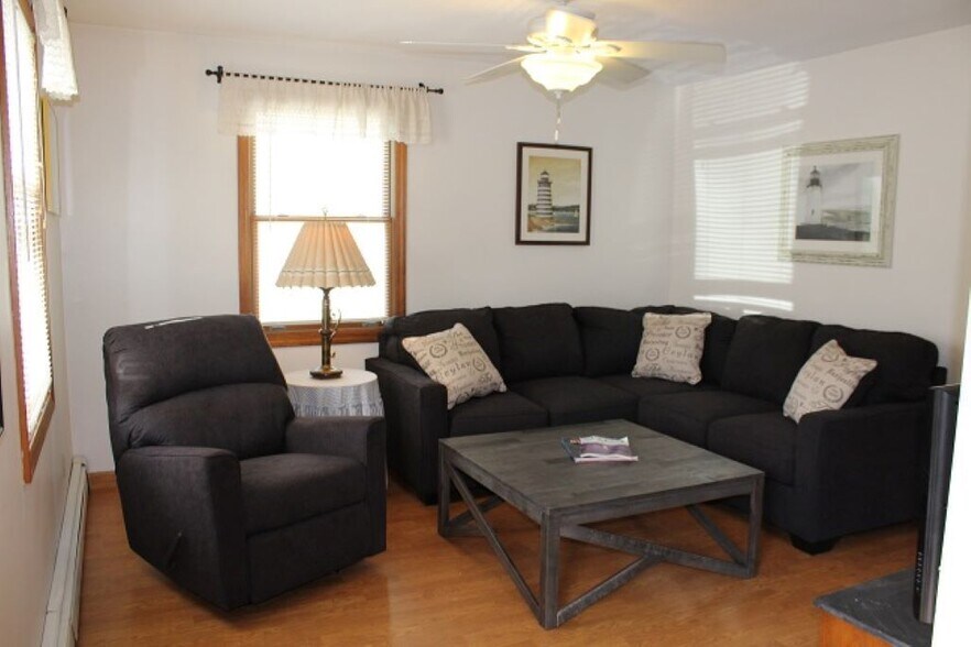 Building Photo - 14 Aroostook Trl
