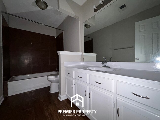 Building Photo - 7082 Farmhouse Dr