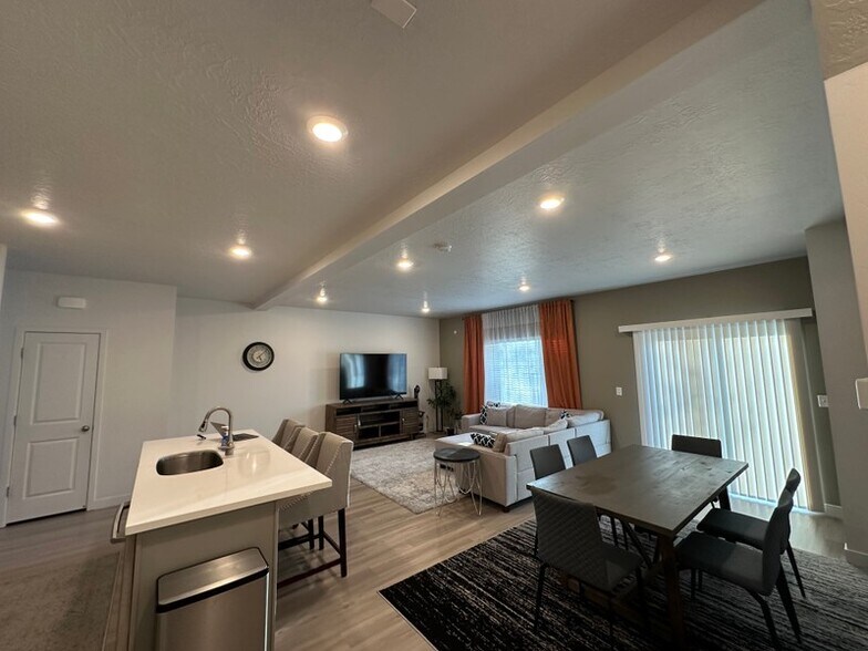 Building Photo - 11446 S Hollybrook Loop