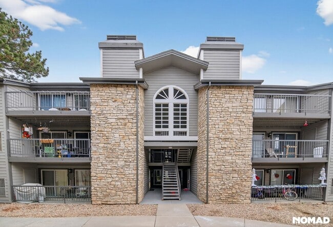 Building Photo - 2575 S Syracuse Way