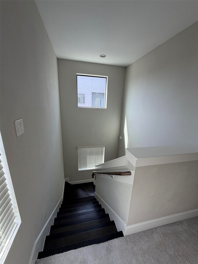 Building Photo - 10806 Warwana Rd