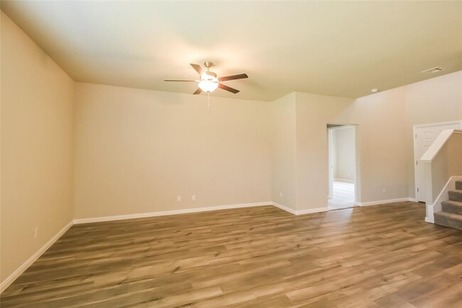 Building Photo - 1607 Crimson Lake Blvd